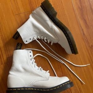 Dr Martens 1460 WOMEN'S PASCAL VIRGINIA LEATHER BOOTS